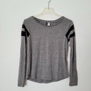 H&M Mesh Striped Gray Long‎ Sleeve Top Size XS Black Grunge Goth Skater Sporty